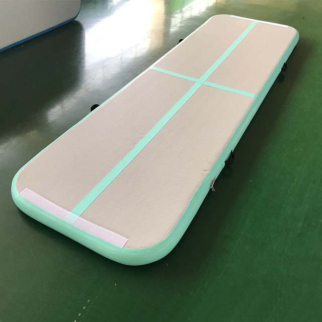 Tappetino gonfiabile per yoga, - Tumbling Air Track recensione e prezzo