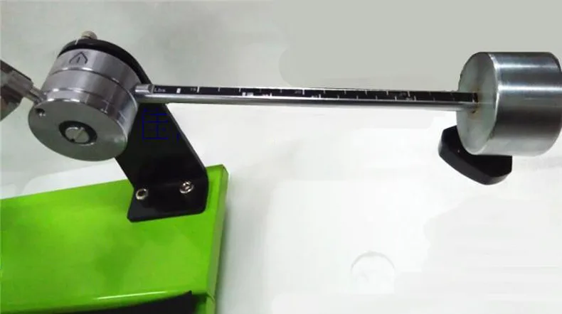 Macchina per l'incordatura di  - Sports Equipment Drawing recensione e prezzo
