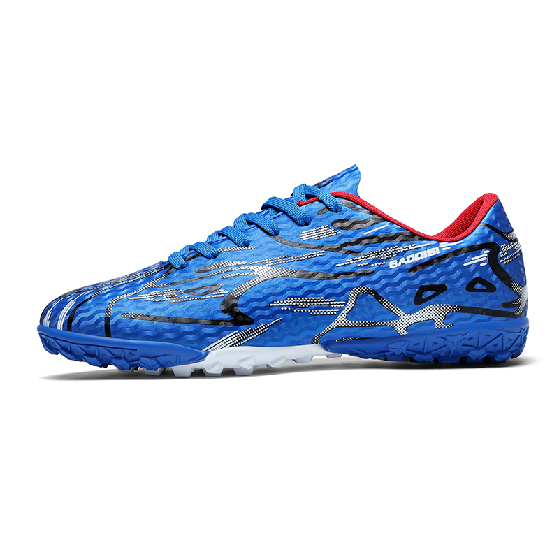 Scarpe da Calcio TF con Tacche - Sports Equipment For Boys recensione e prezzo